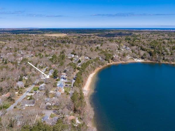 251 Lakeside Drive, Marstons Mills