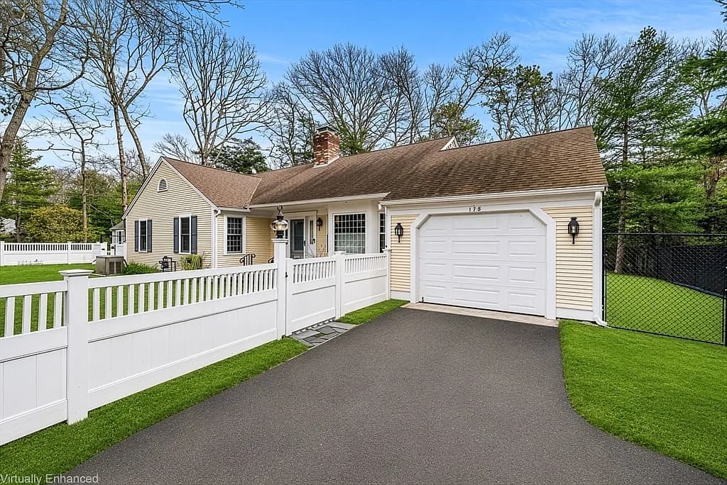 175 Old Post Rd, Barnstable