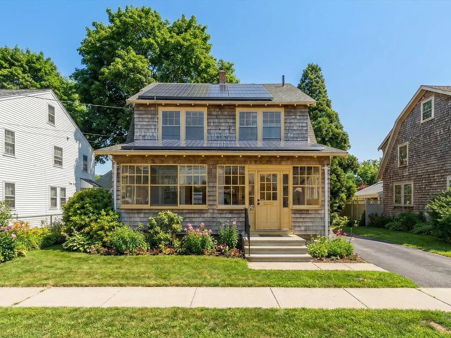 55 Louis Street - Photo 1