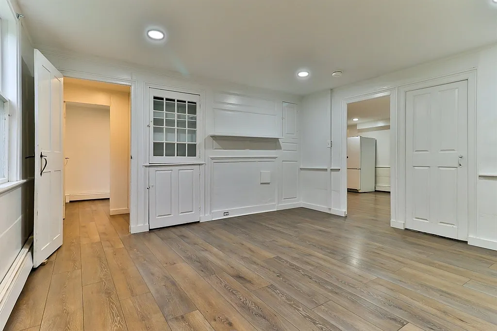 194 Main St - Photo 6