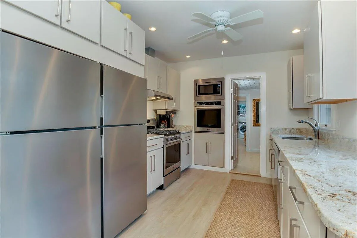 44 Commercial Street - Photo 4