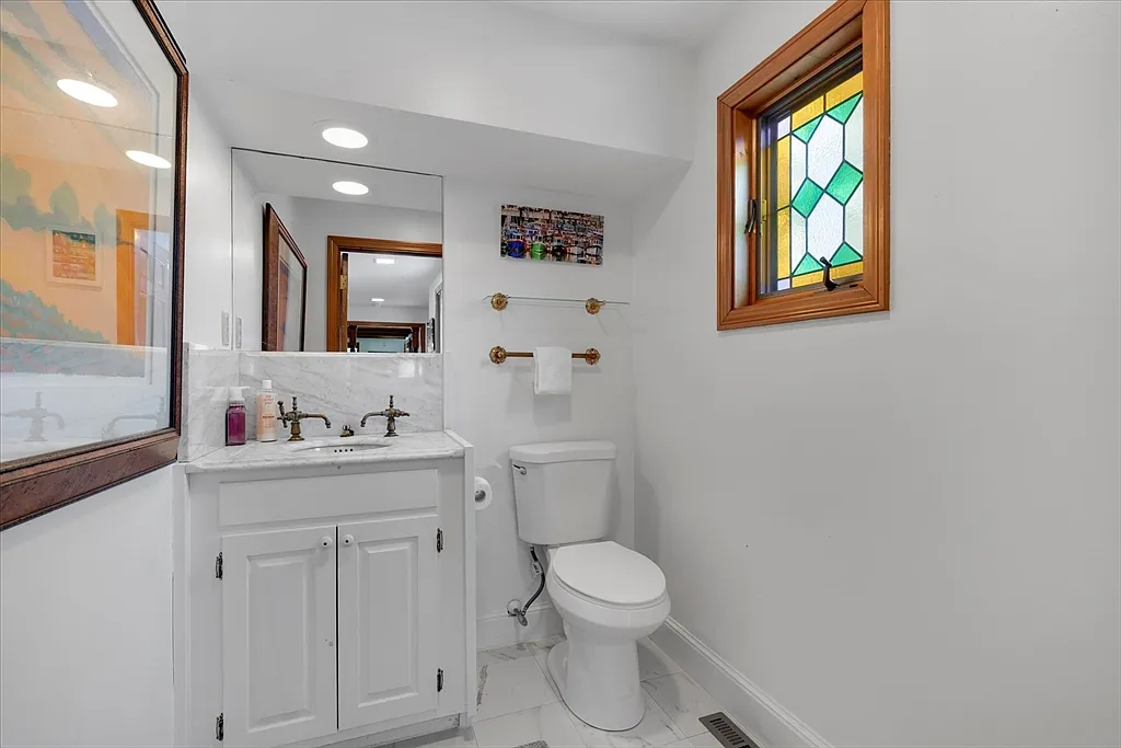 443 Elliott Rd - Photo 5