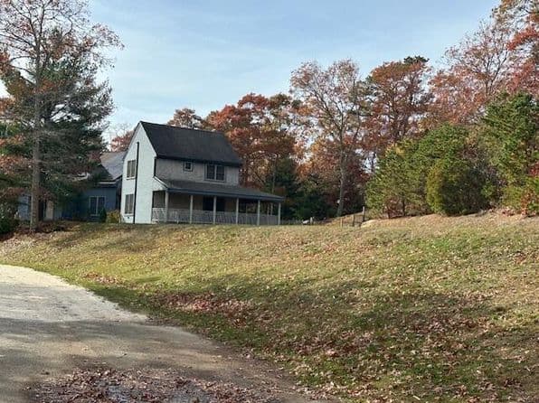 2 Maple Swamp Road, East Sandwich