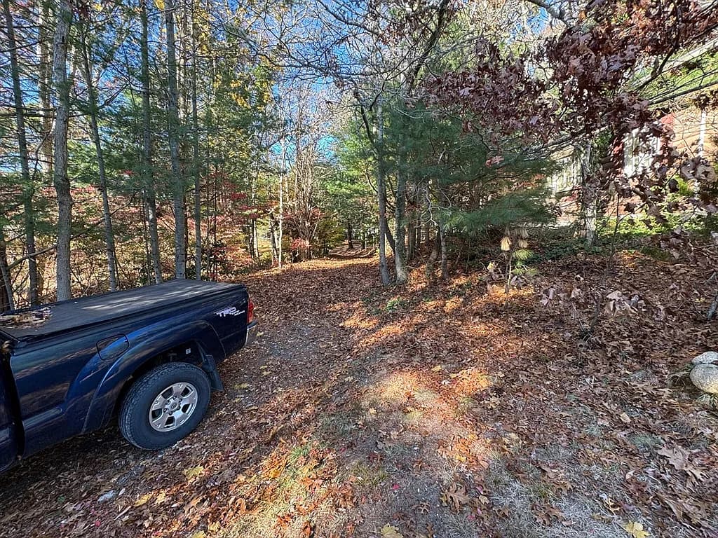 60 Richards Ln - Photo 1