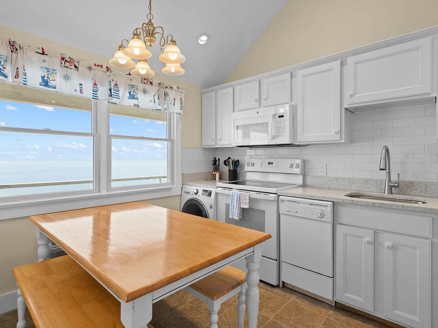 496 Shore Road #16 - Photo 4