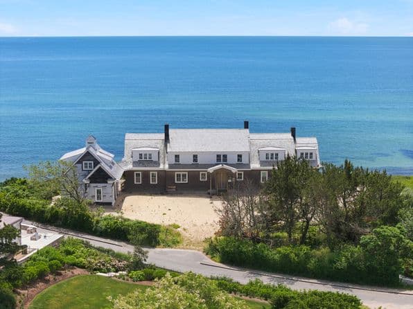 31 Dale Avenue, Hyannis Port