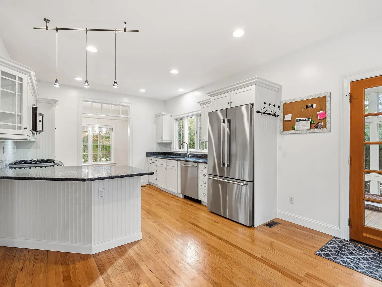 602 Putnam Avenue - Photo 5