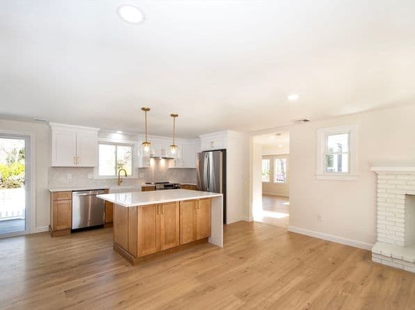 1066 Millstone Rd, Brewster