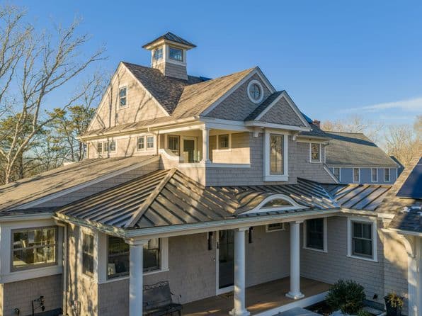 75 Streeter Hill Road, North Falmouth