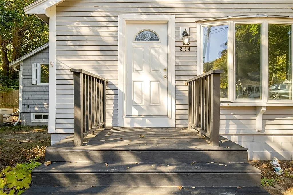 254 Barlows Landing Rd - Photo 1