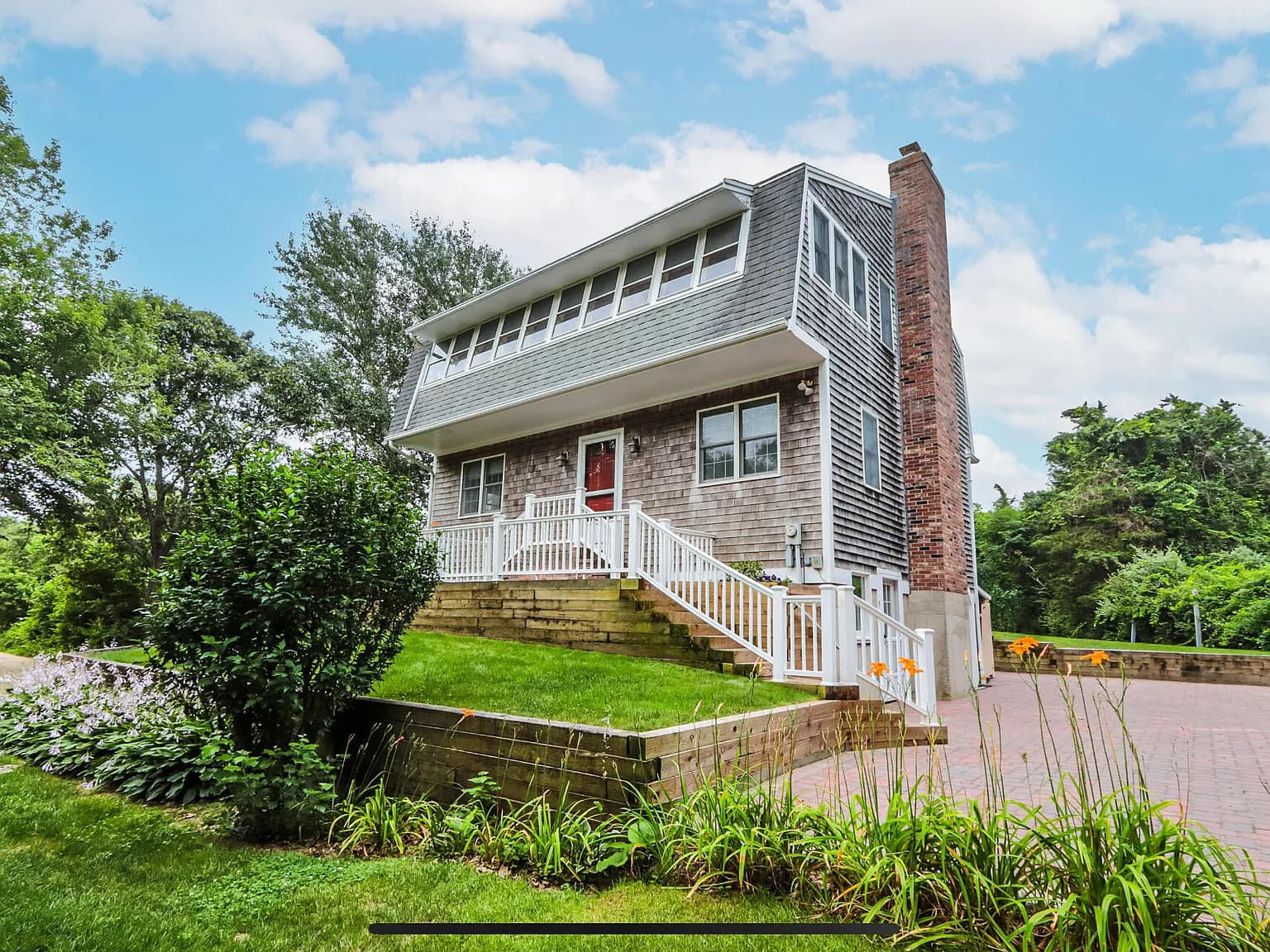 9 Honeysuckle Lane, Orleans