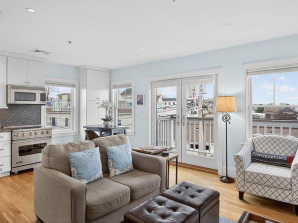 333 Commercial Street Unit 9, Provincetown