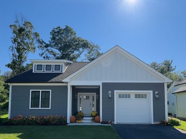 7 Josiah Path Path, Falmouth