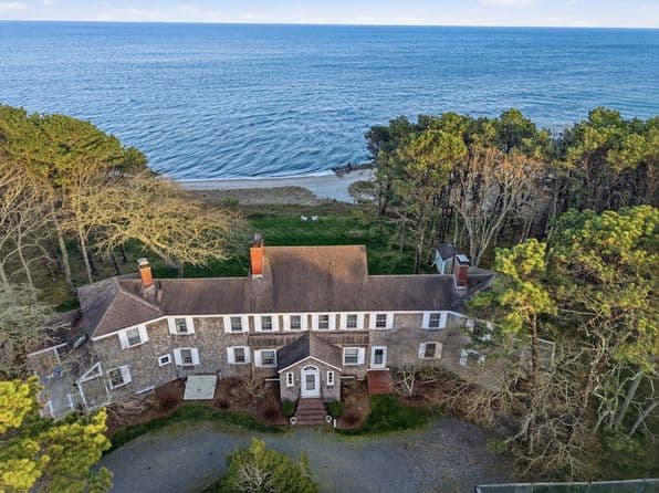 190 Vineyard Rd, Barnstable
