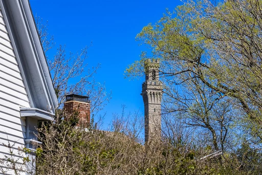 37-37D Court St - Photo 5