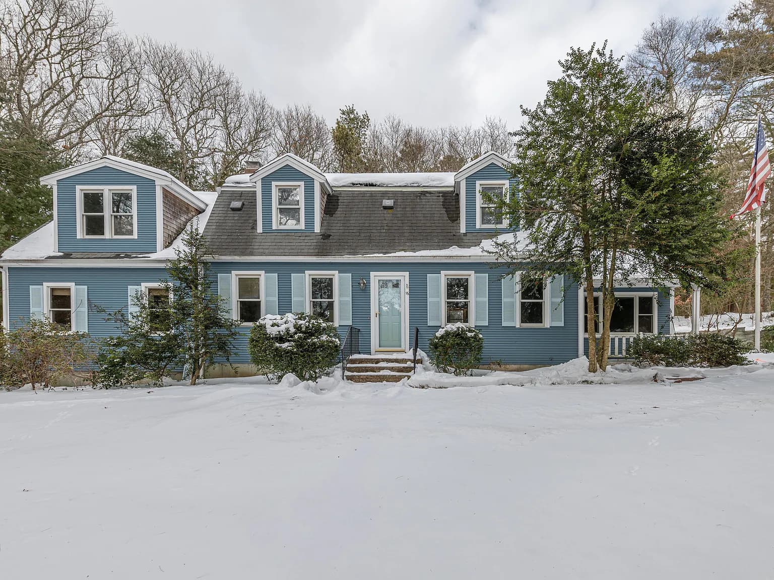 16 Michael Road - Photo 1