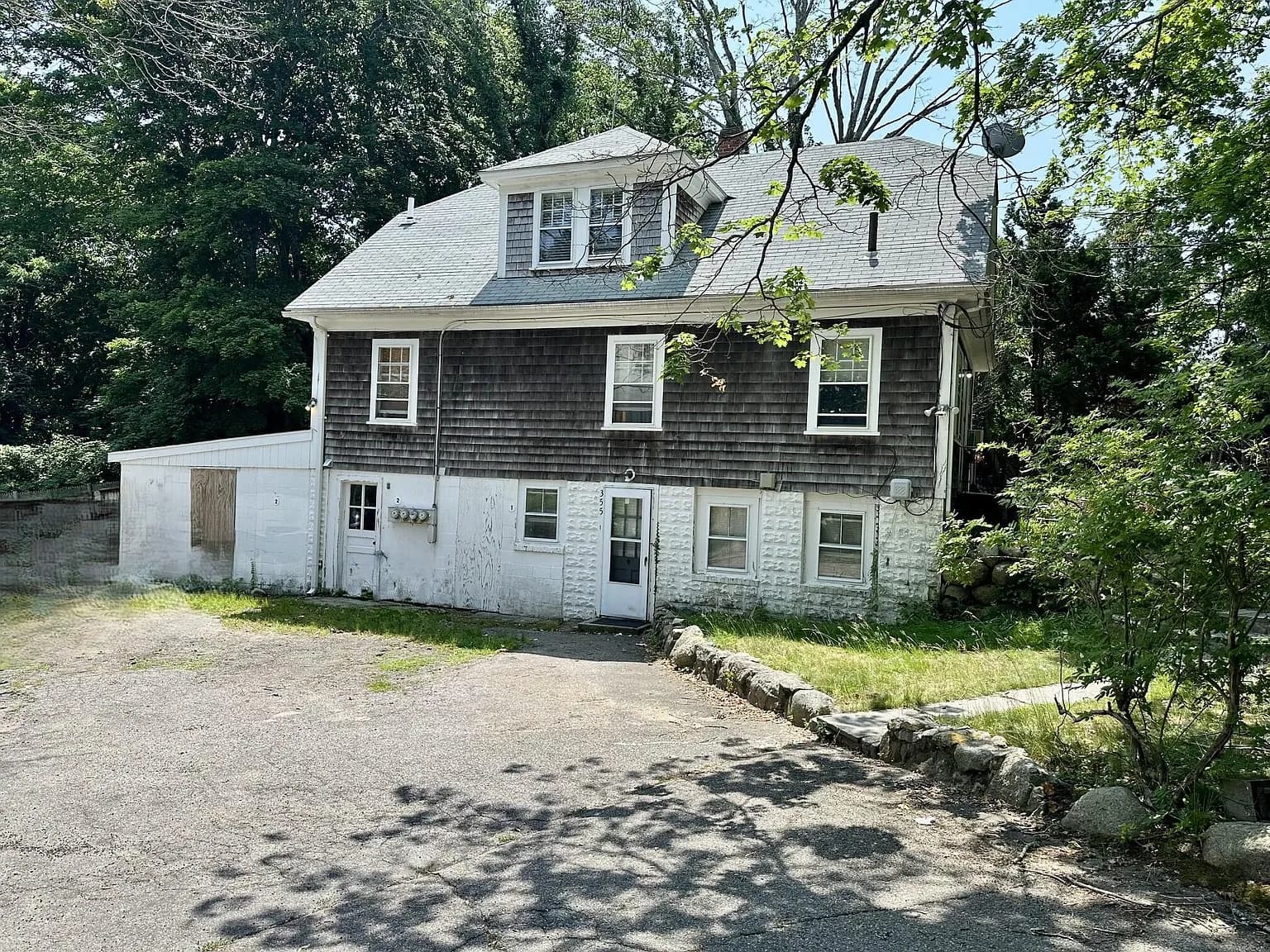 355 Palmer Avenue - Photo 1