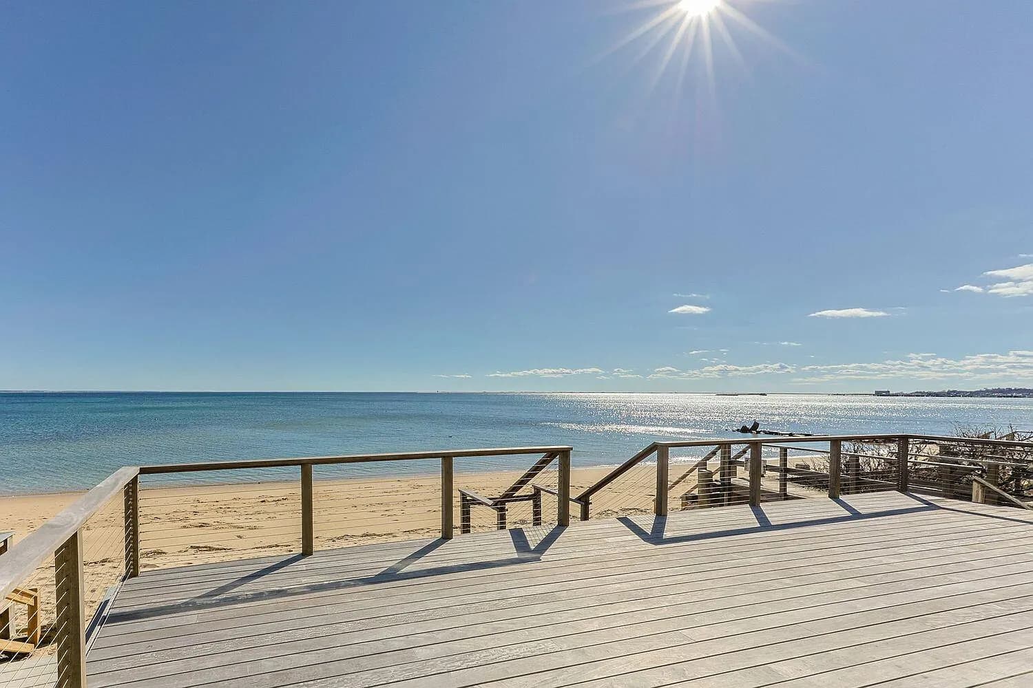 613 Commercial Street - Photo 3