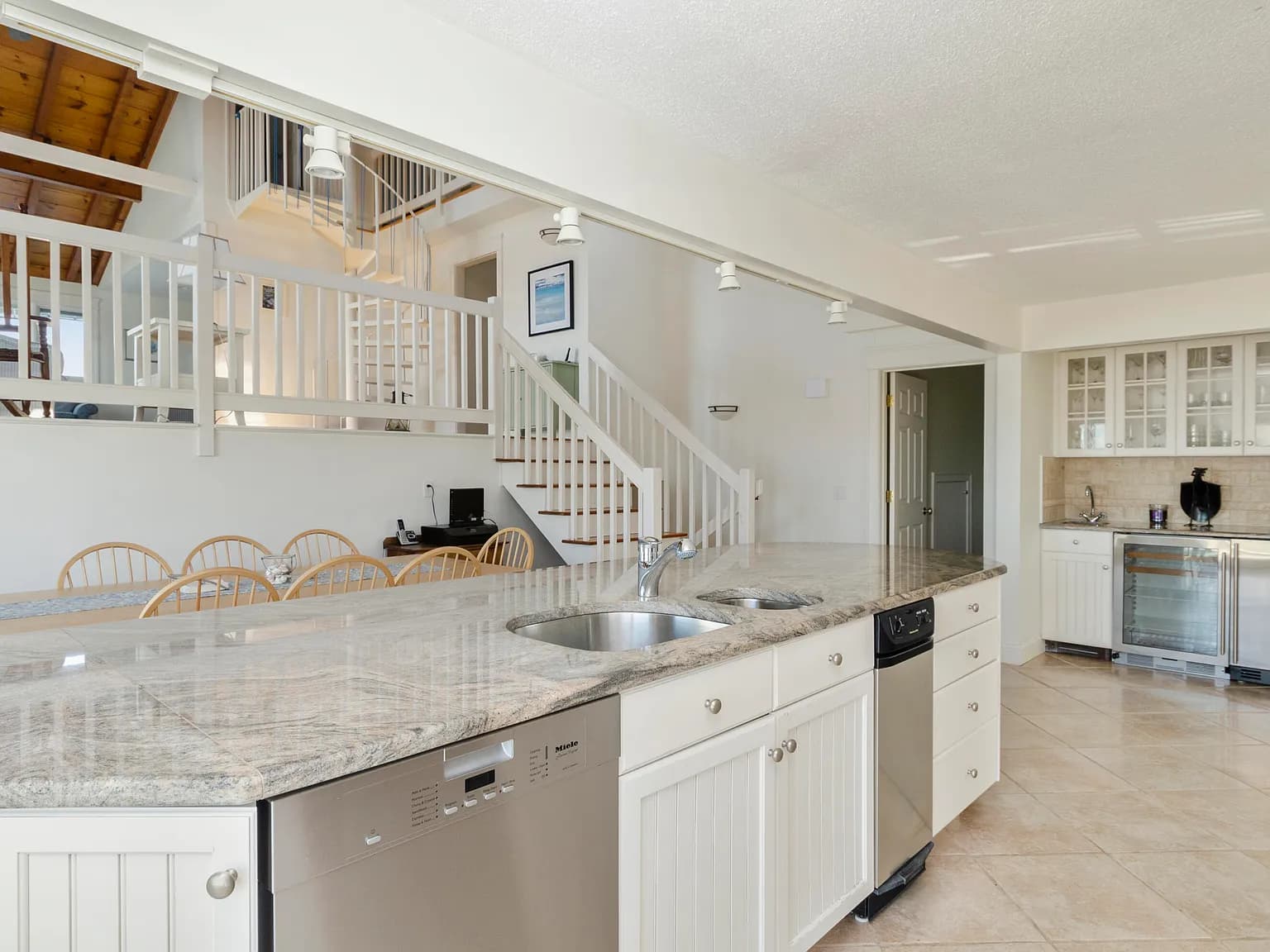 96 Shore Drive - Photo 6