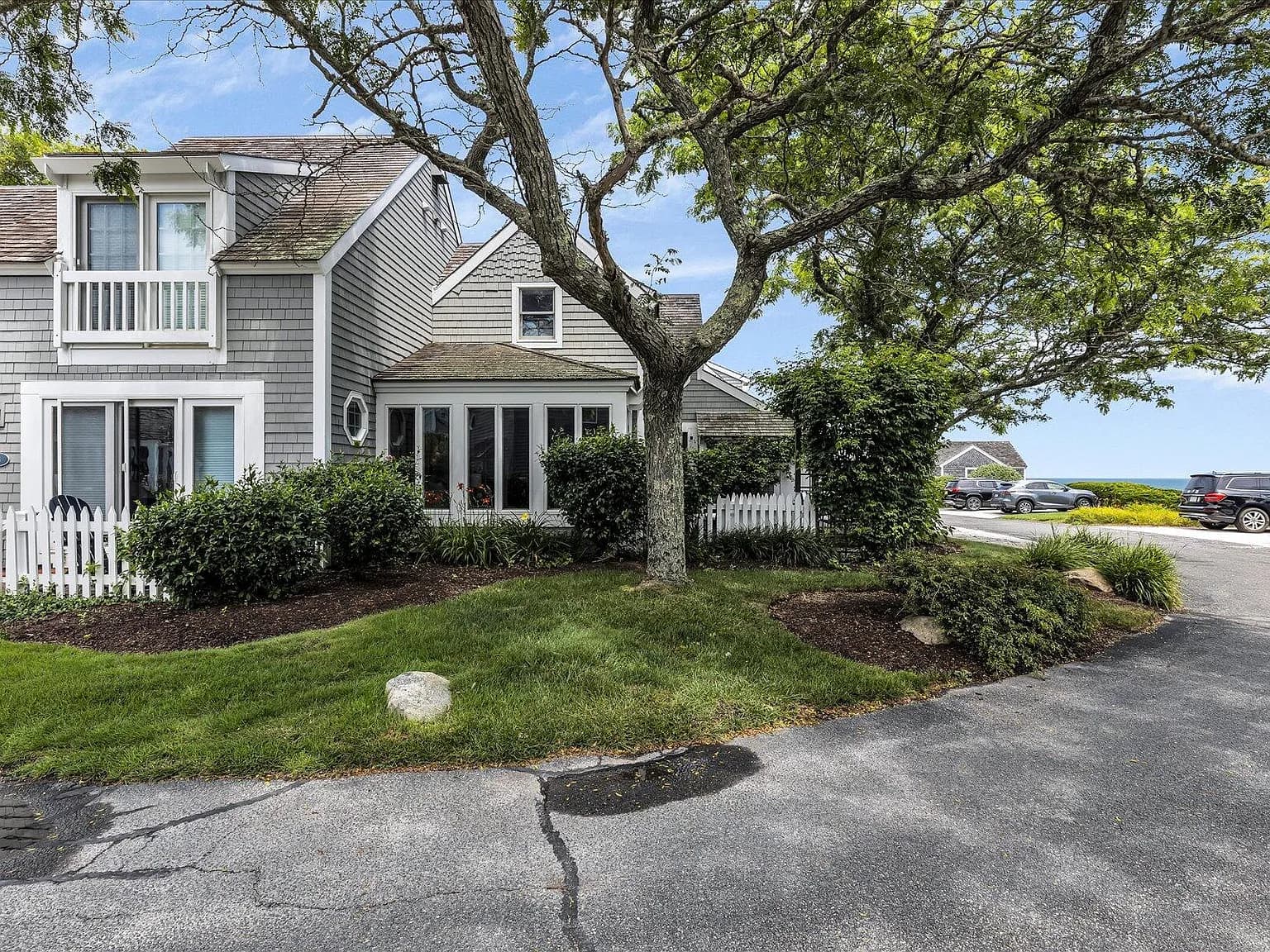 21 Milestone Way UNIT 620 - Photo 1