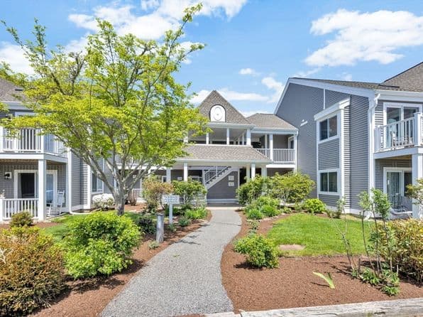 102 Fletcher Ln #N, Brewster