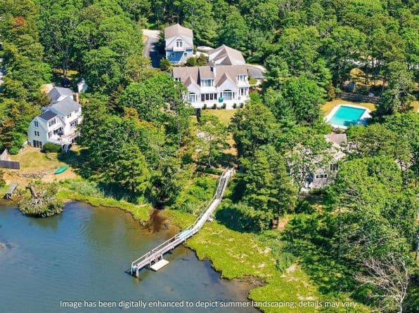 359 Santuit Road, Cotuit