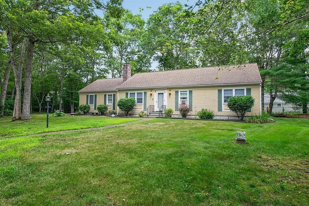5 Greenview Cir, Sandwich