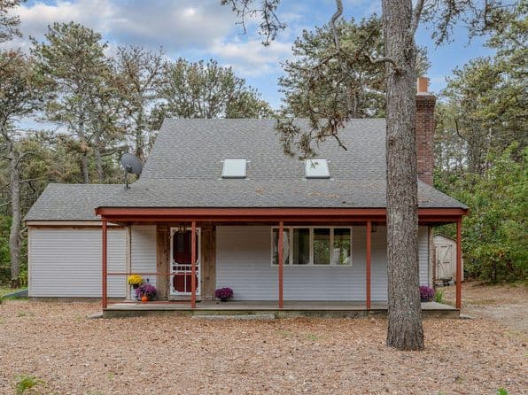 100 East Hill Road, Wellfleet