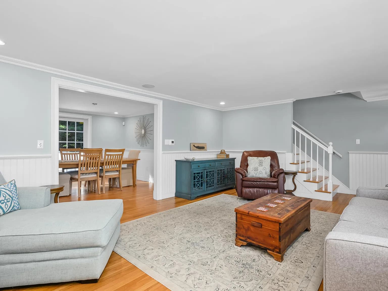 77 Robbins Street - Photo 5