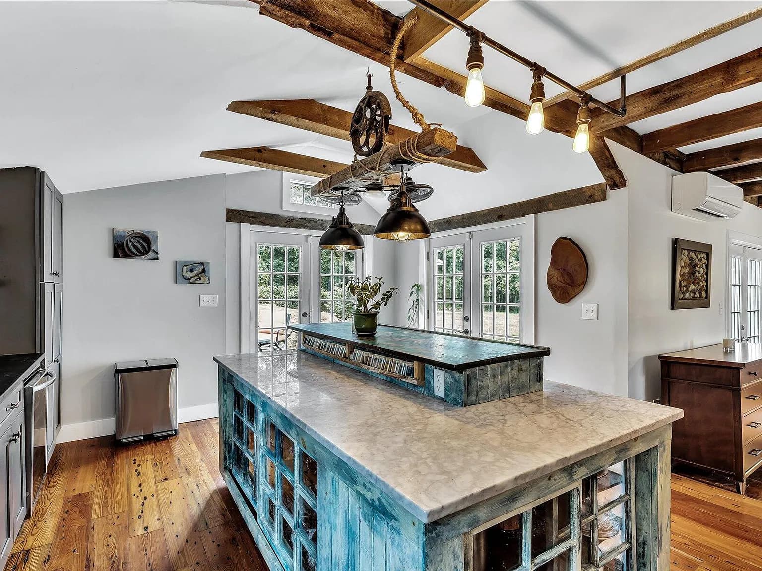 203 County Road - Photo 4