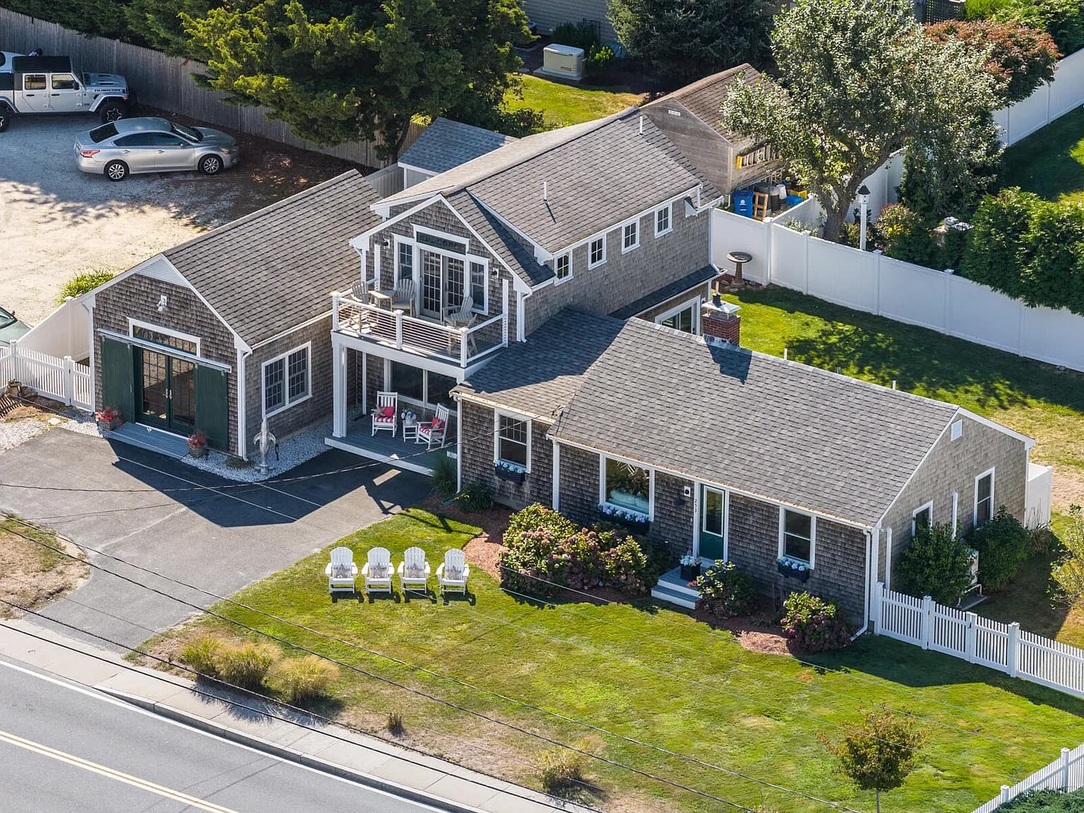 253 Scranton Avenue, Falmouth