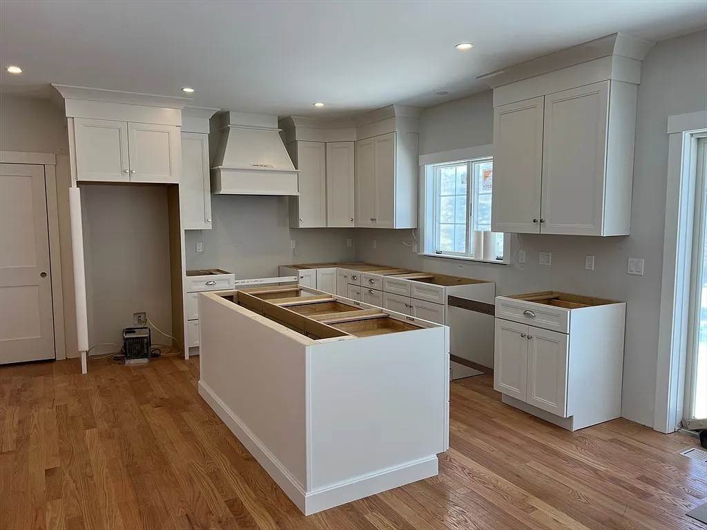 15 Oak Ave - Photo 1