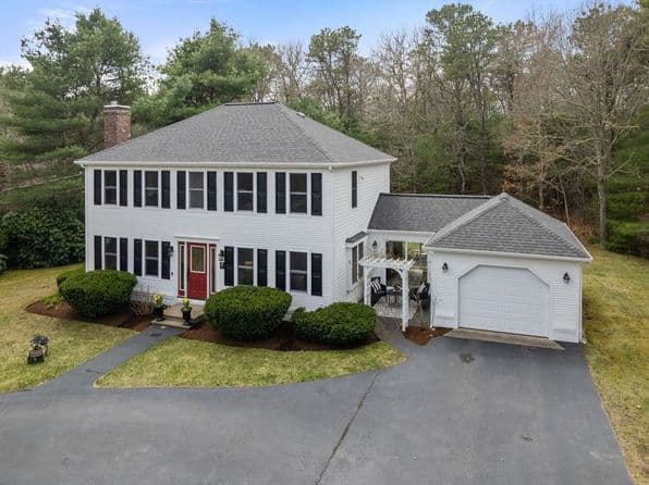 57 Fairhaven Ln, Barnstable