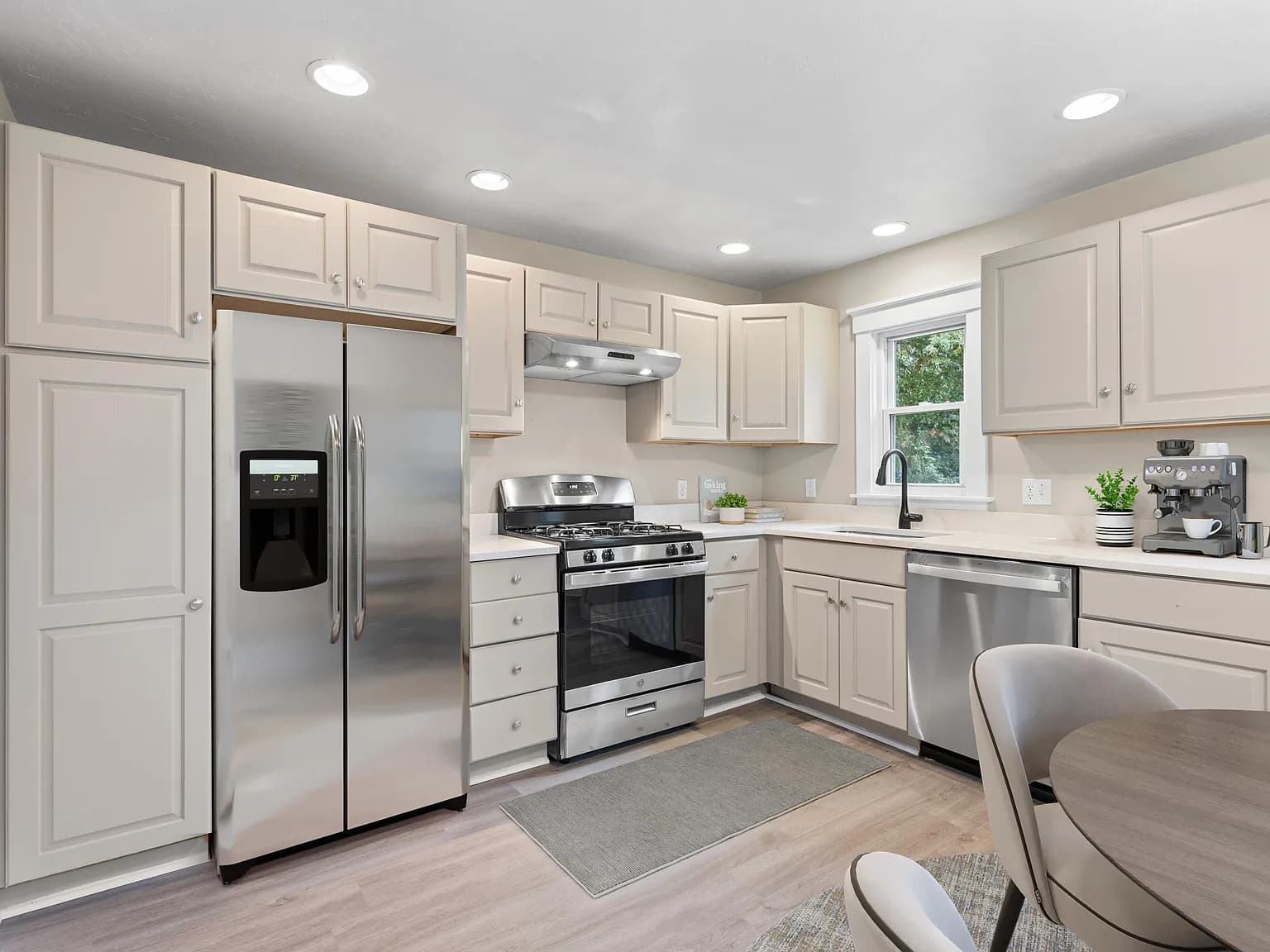 22 Terry Court - Photo 2