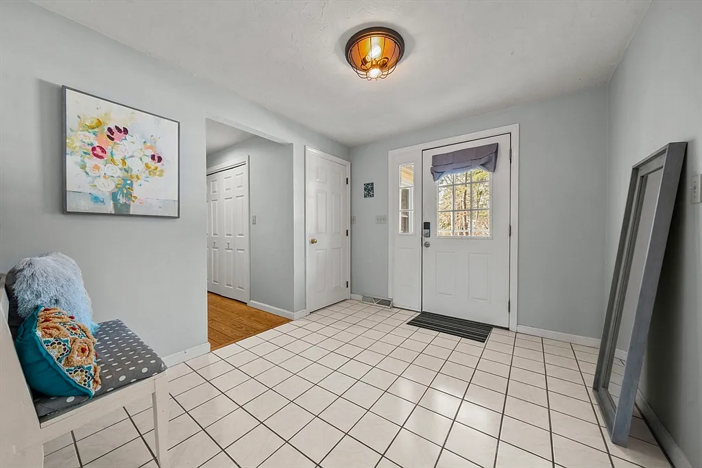 11 Watson Dr - Photo 3