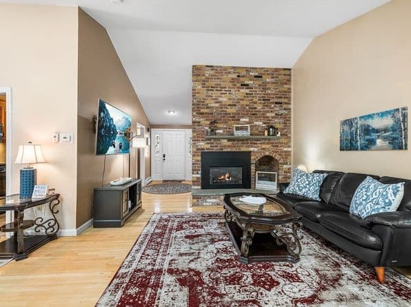 175 Old Post Rd, Barnstable