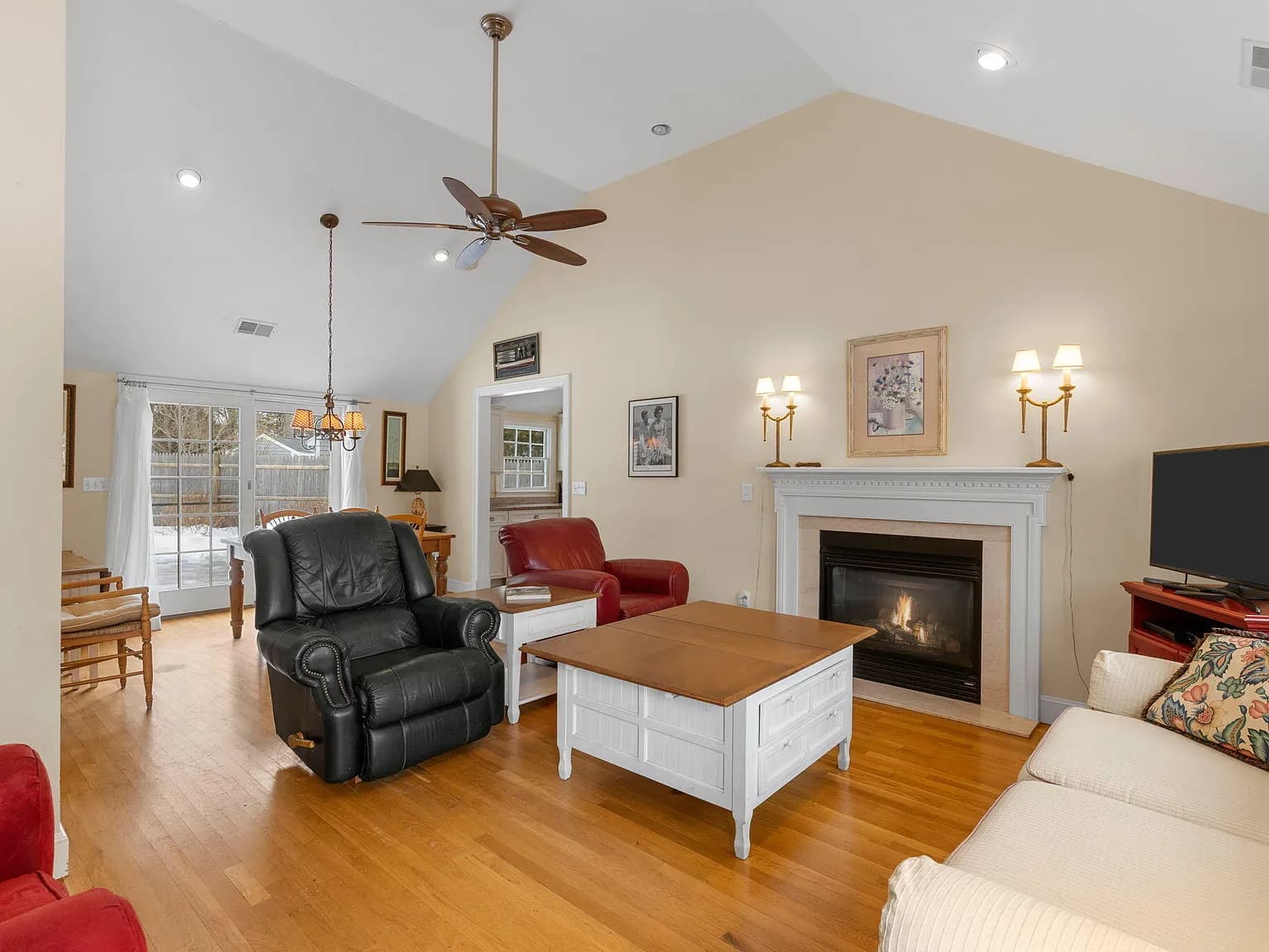 140 Sixth Avenue - Photo 6