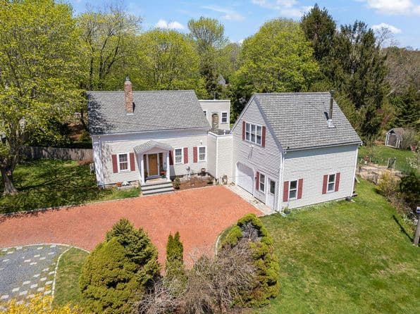 78 Cotuit Road, Sandwich