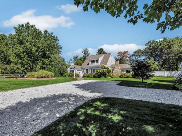 68 Loring Avenue, West Dennis