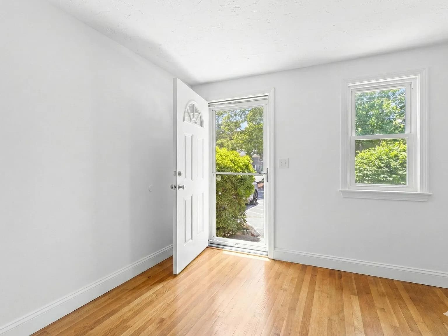 300 Falmouth Road APT 20C - Photo 1