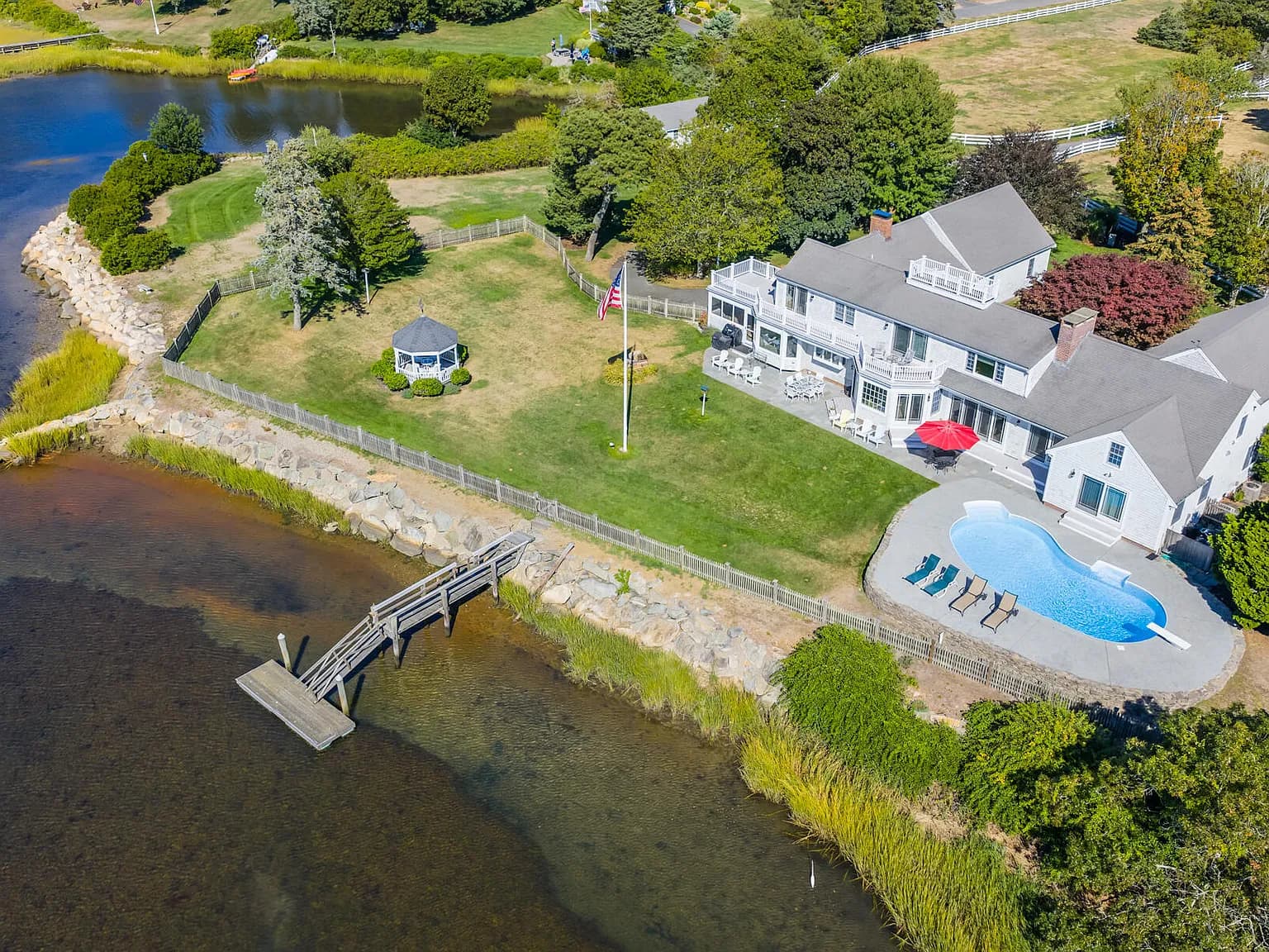 299 Main Street - Photo 2