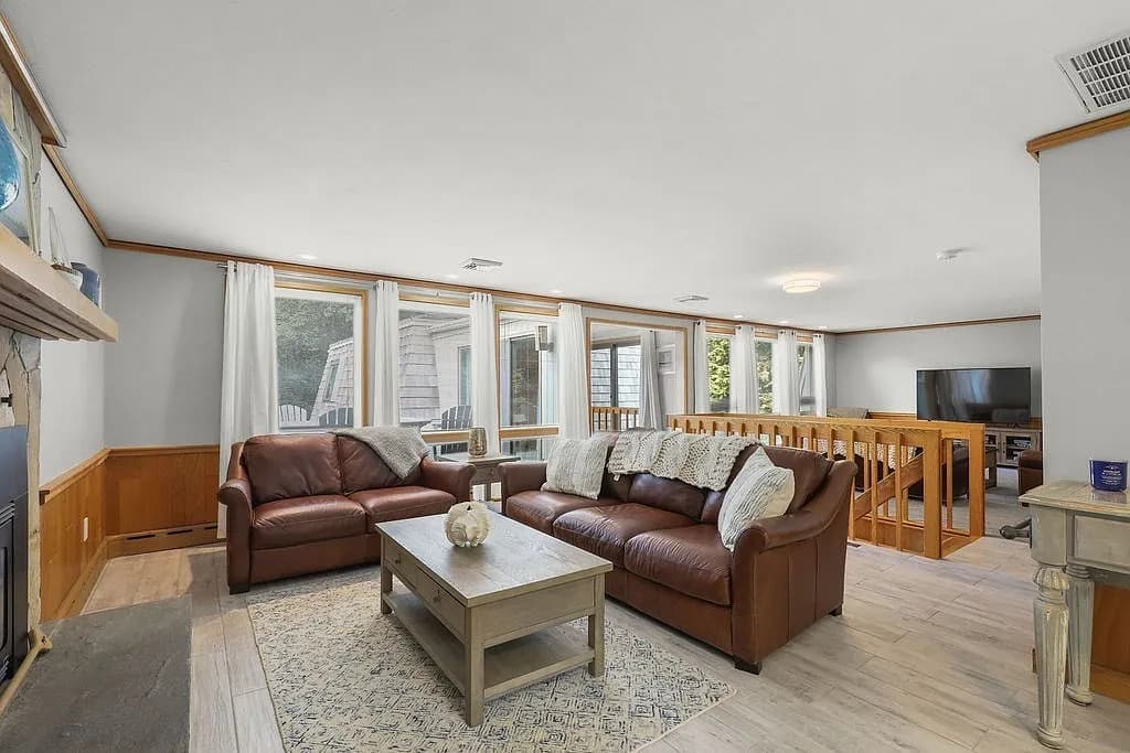 566 Shore Rd - Photo 3