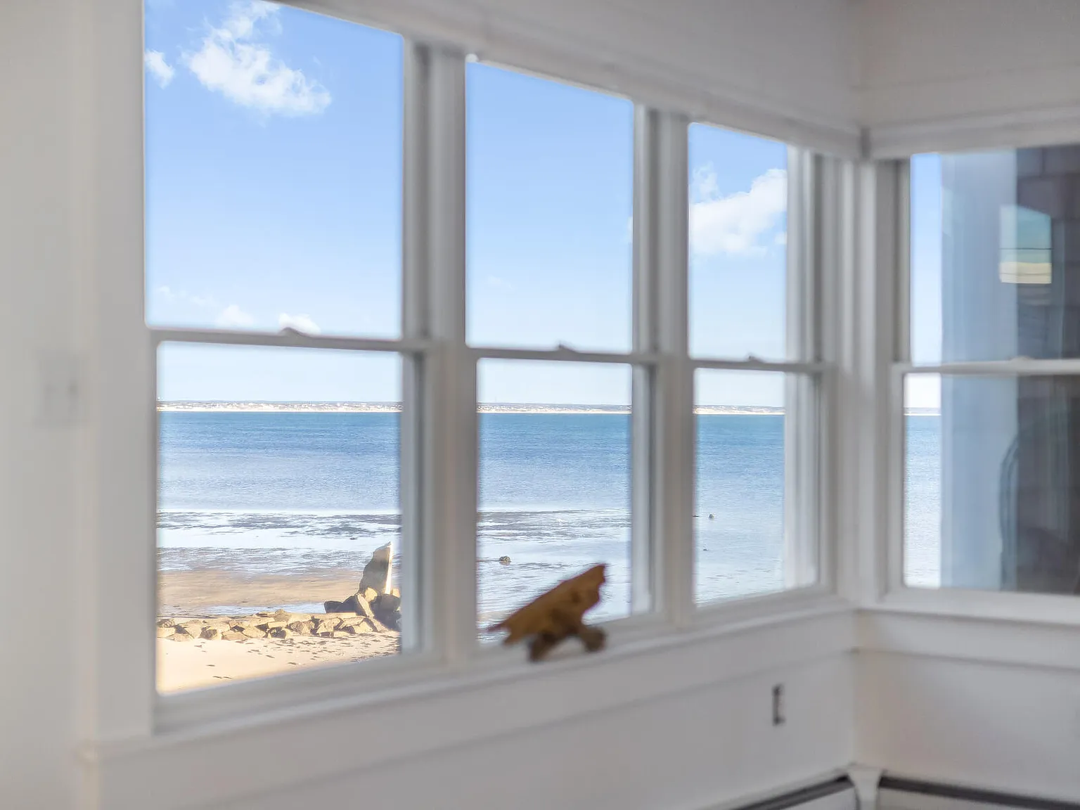 539 Commercial Street Unit 3 - Photo 3