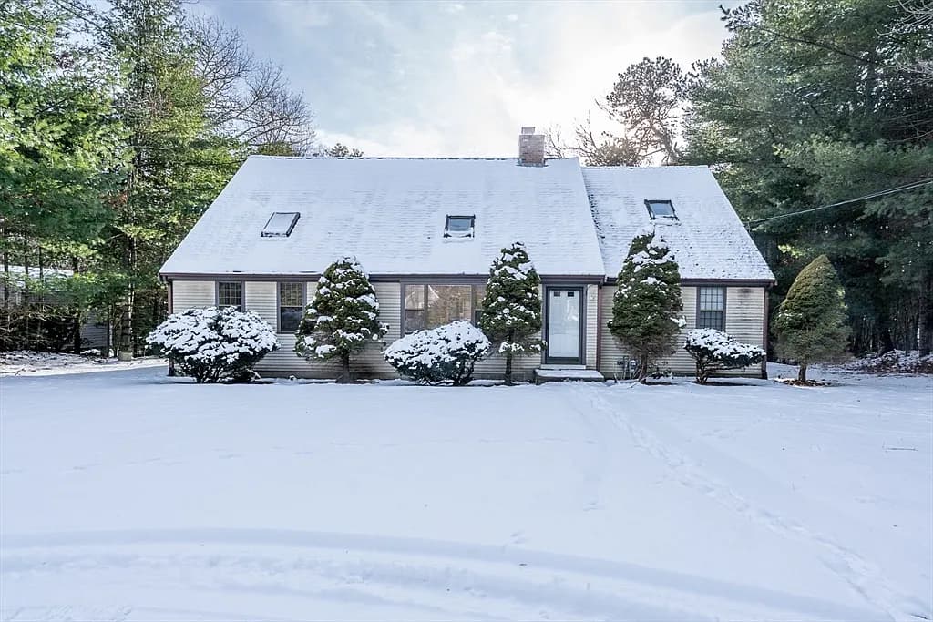 192 Sandy Valley Rd, Barnstable