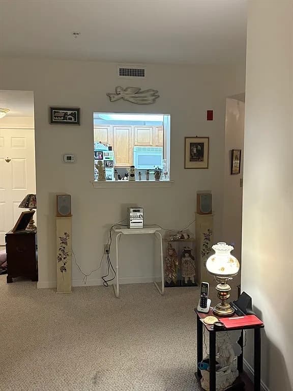 18 West Rd Unit 202 - Photo 5