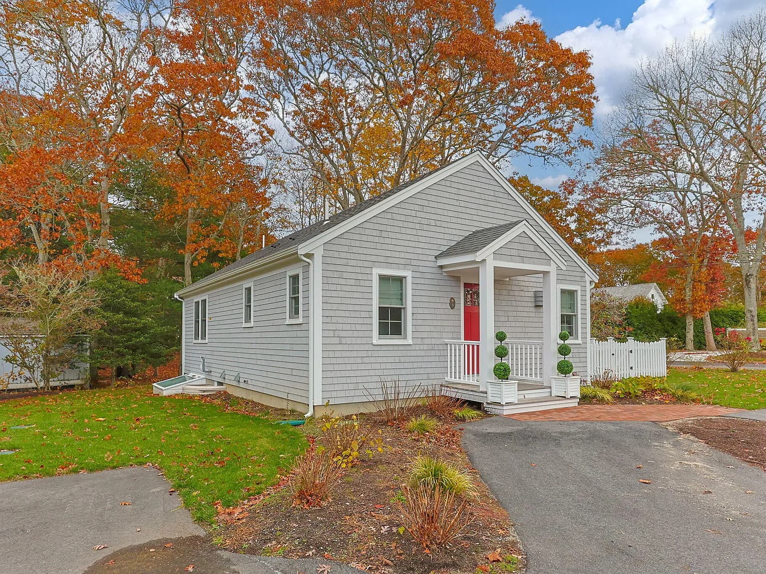 16 Second Avenue UNIT 4 - Photo 1