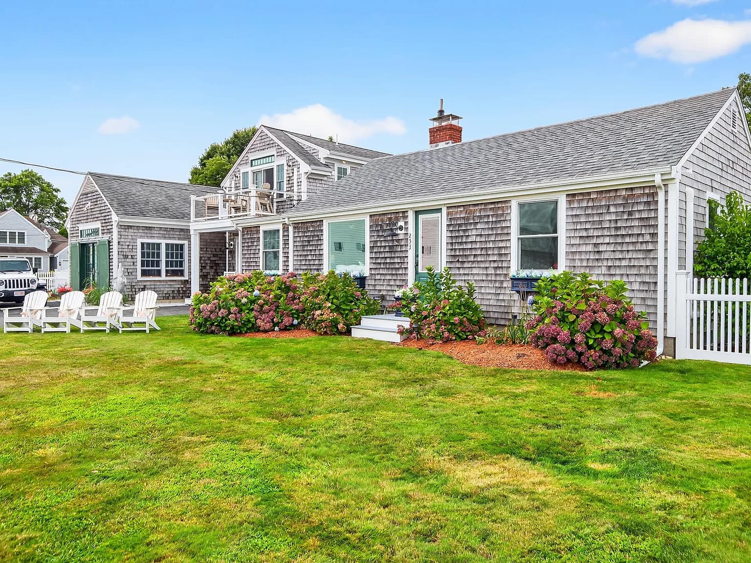 253 Scranton Avenue - Photo 5