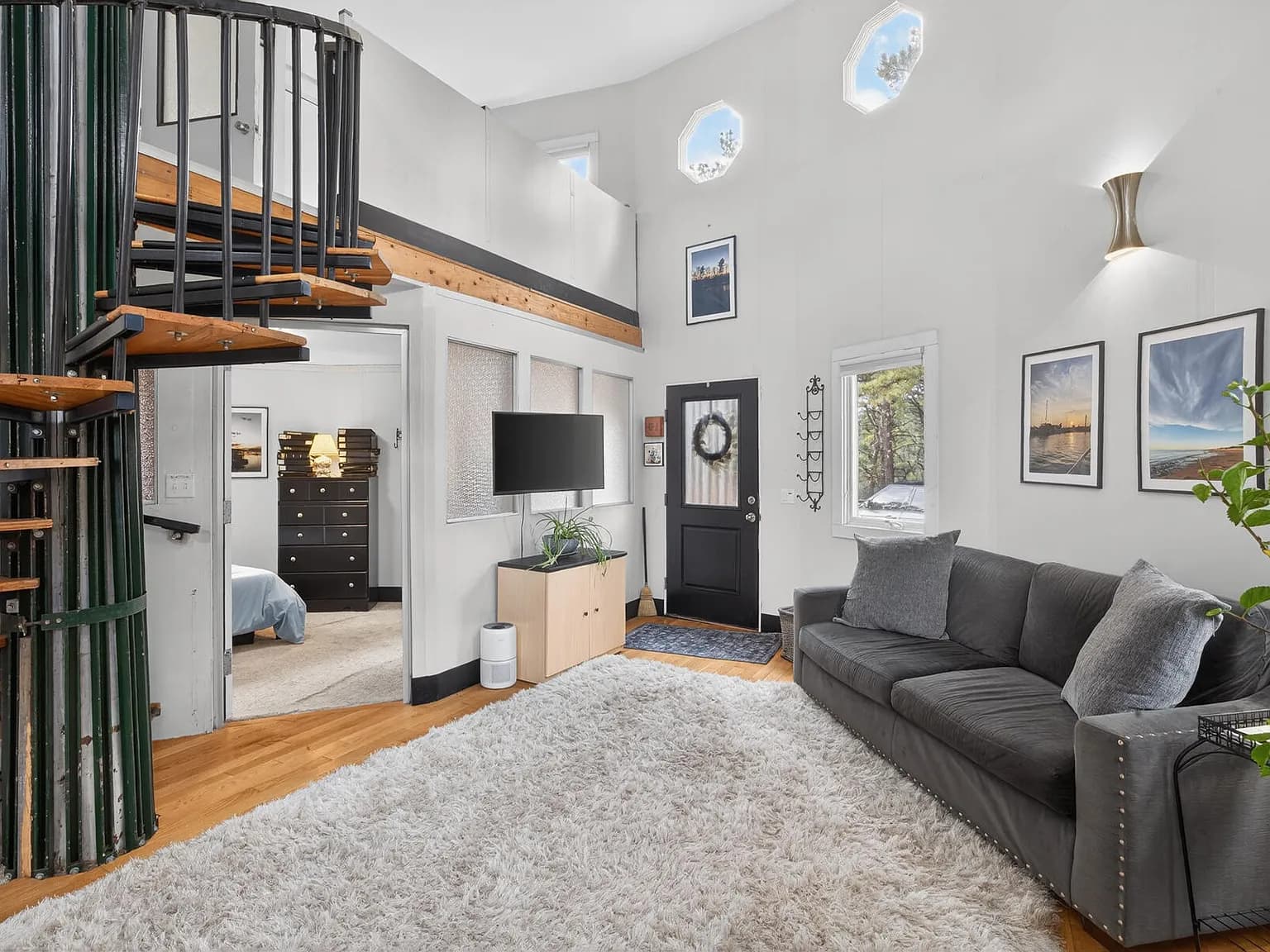 19 Old Bridge Road - Photo 2