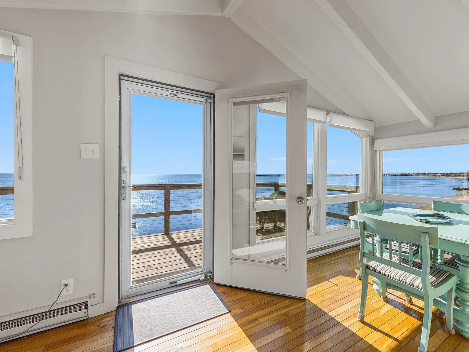 535 Commercial Street UNIT 2 - Photo 5