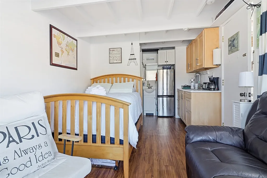 169 Shore Rd #15 - Photo 3